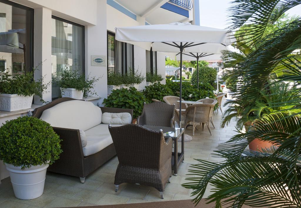 Hotel Plaza Esplanade Lido di Jesolo Exterior photo