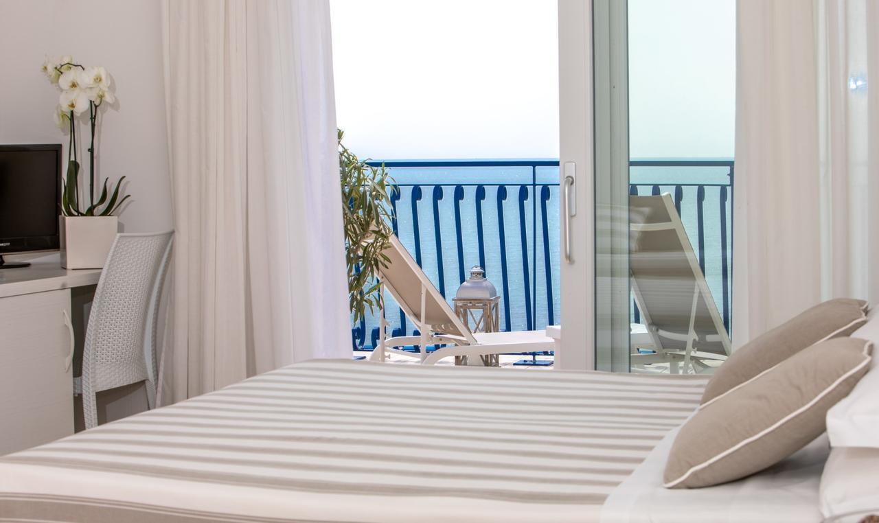 Hotel Plaza Esplanade Lido di Jesolo Exterior photo